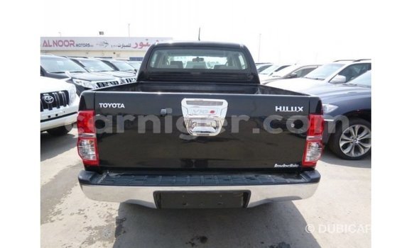 Acheter Import Voiture Toyota Hilux Noir à Import - Dubai, Agadez Acheter Import Voiture Toyota Hilux Noir à Import - Dubai, Agadez
