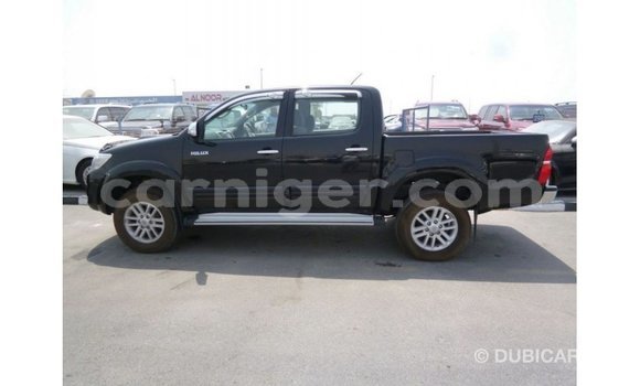 Acheter Import Voiture Toyota Hilux Noir à Import - Dubai, Agadez Acheter Import Voiture Toyota Hilux Noir à Import - Dubai, Agadez
