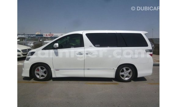 Buy Import Toyota Vellfire White Car in Import - Dubai in Agadez Buy Import Toyota Vellfire White Car in Import - Dubai in Agadez