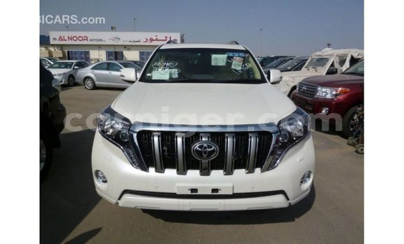 اشتري Imported Toyota Prado White سيارة في Import - Dubai في أغاديز اشتري Imported Toyota Prado White سيارة في Import - Dubai في أغاديز