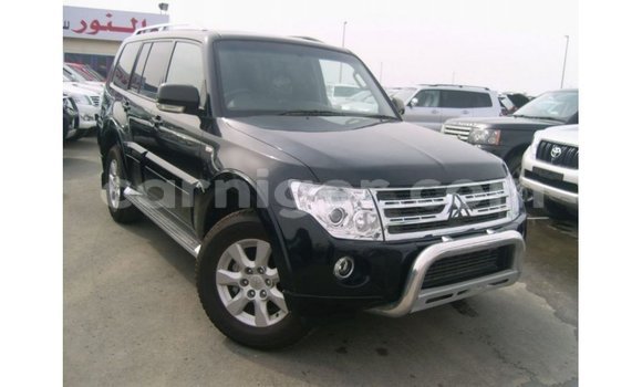 Sayi Imported Mitsubishi Pajero Black Mota in Import - Dubai a Agadez Sayi Imported Mitsubishi Pajero Black Mota in Import - Dubai a Agadez