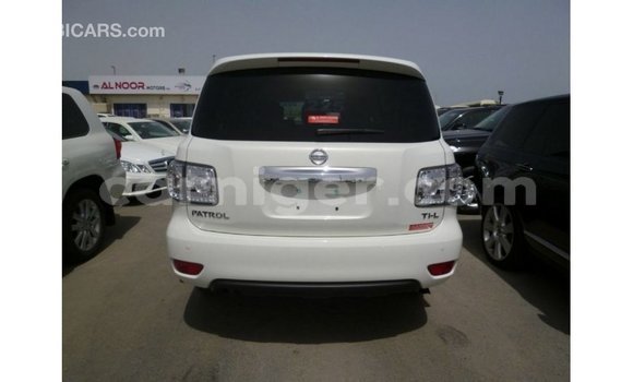 اشتري Imported Nissan Patrol White سيارة في Import - Dubai في أغاديز اشتري Imported Nissan Patrol White سيارة في Import - Dubai في أغاديز