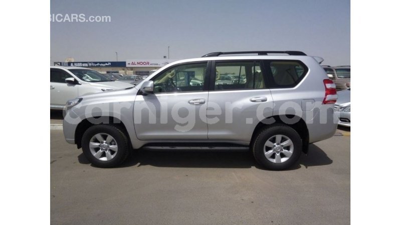 Big with watermark toyota prado agadez import dubai 6012