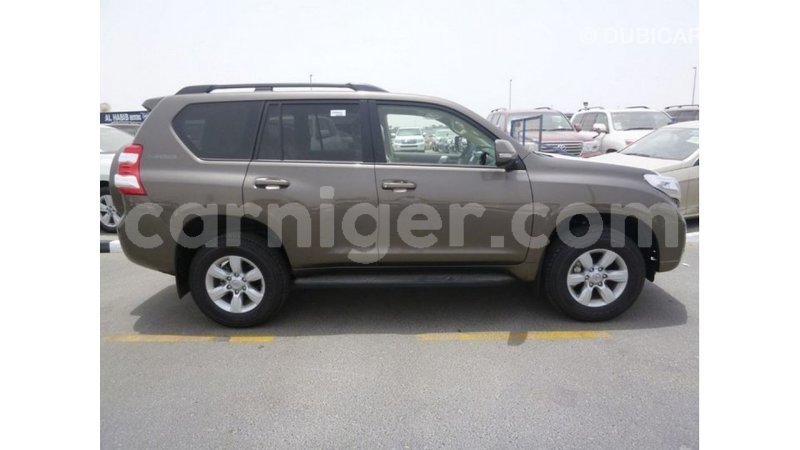 Big with watermark toyota prado agadez import dubai 6014