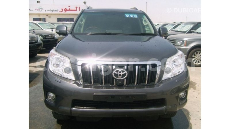 Big with watermark toyota prado agadez import dubai 6019