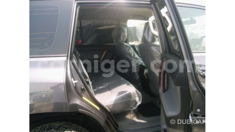 Big with watermark toyota prado agadez import dubai 6019