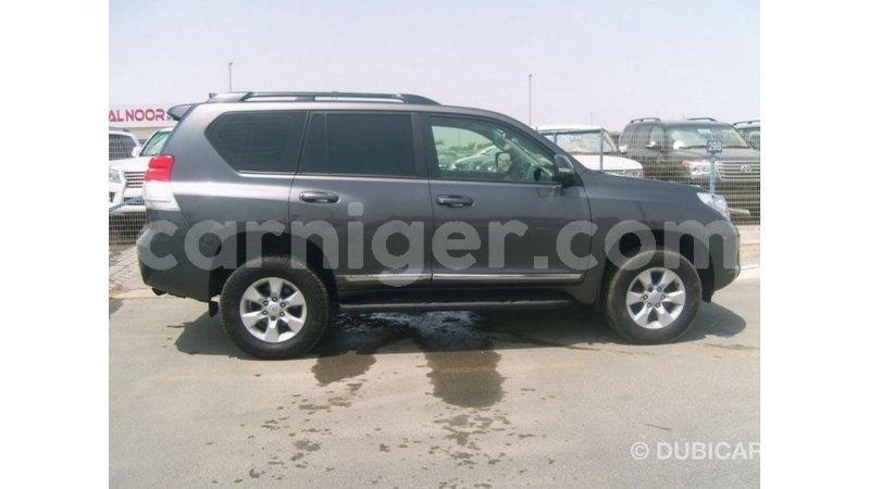 Big with watermark toyota prado agadez import dubai 6019