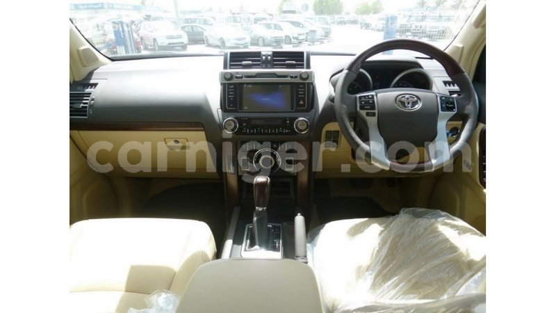 Big with watermark toyota prado agadez import dubai 6021