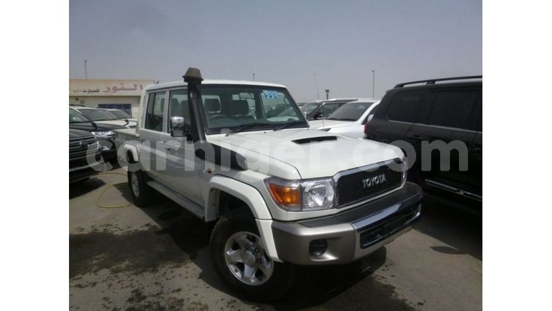 Big with watermark toyota land cruiser agadez import dubai 6025