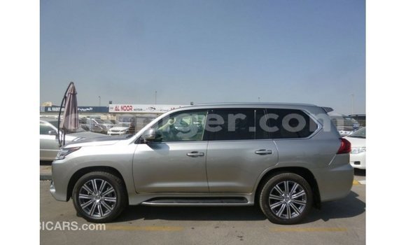 اشتري Imported Lexus LX Other سيارة في Import - Dubai في أغاديز اشتري Imported Lexus LX Other سيارة في Import - Dubai في أغاديز