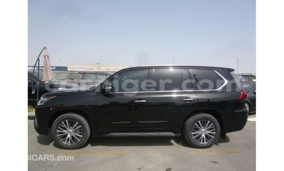 Sayi Imported Lexus LX Black Mota in Import - Dubai a Agadez Sayi Imported Lexus LX Black Mota in Import - Dubai a Agadez