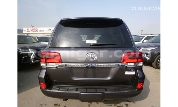 Acheter Import Utilitaire Toyota Land Cruiser Autre à Import - Dubai, Agadez Acheter Import Utilitaire Toyota Land Cruiser Autre à Import - Dubai, Agadez