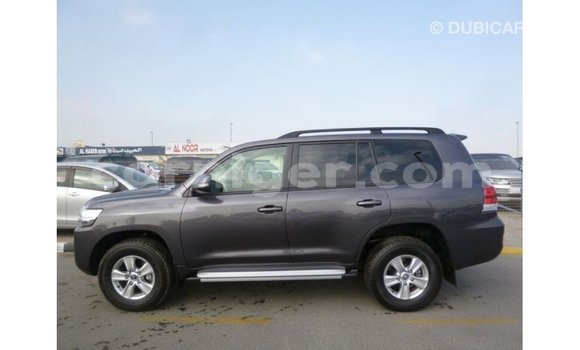 Acheter Import Utilitaire Toyota Land Cruiser Autre à Import - Dubai, Agadez Acheter Import Utilitaire Toyota Land Cruiser Autre à Import - Dubai, Agadez