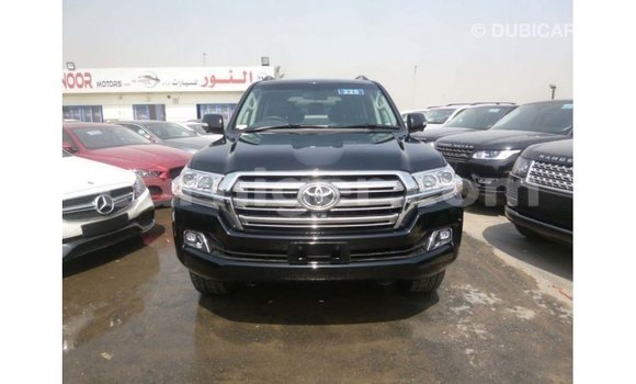 Acheter Import Utilitaire Toyota Land Cruiser Noir à Import - Dubai, Agadez Acheter Import Utilitaire Toyota Land Cruiser Noir à Import - Dubai, Agadez