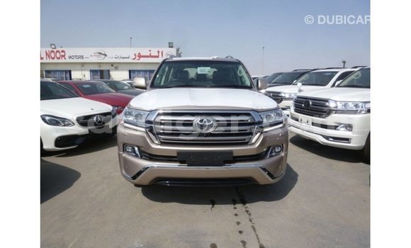 اشتري Imported Toyota Land Cruiser Other شاحنة في Import - Dubai في أغاديز اشتري Imported Toyota Land Cruiser Other شاحنة في Import - Dubai في أغاديز