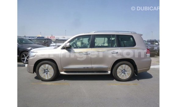 اشتري Imported Toyota Land Cruiser Other شاحنة في Import - Dubai في أغاديز اشتري Imported Toyota Land Cruiser Other شاحنة في Import - Dubai في أغاديز