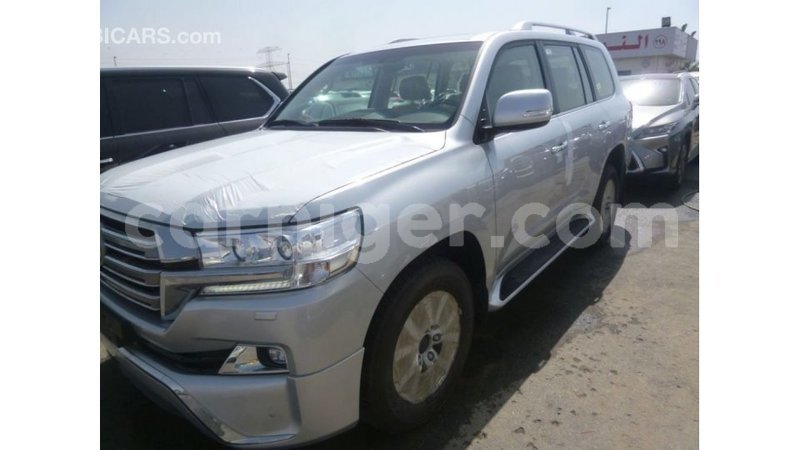 Big with watermark toyota land cruiser agadez import dubai 6041