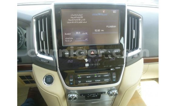 Acheter Import Utilitaire Toyota Land Cruiser Autre à Import - Dubai, Agadez Acheter Import Utilitaire Toyota Land Cruiser Autre à Import - Dubai, Agadez