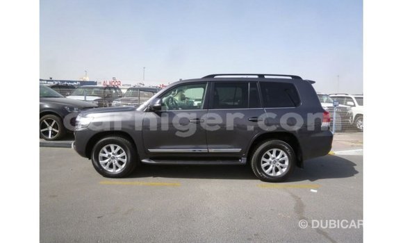 اشتري Imported Toyota Land Cruiser Other شاحنة في Import - Dubai في أغاديز اشتري Imported Toyota Land Cruiser Other شاحنة في Import - Dubai في أغاديز