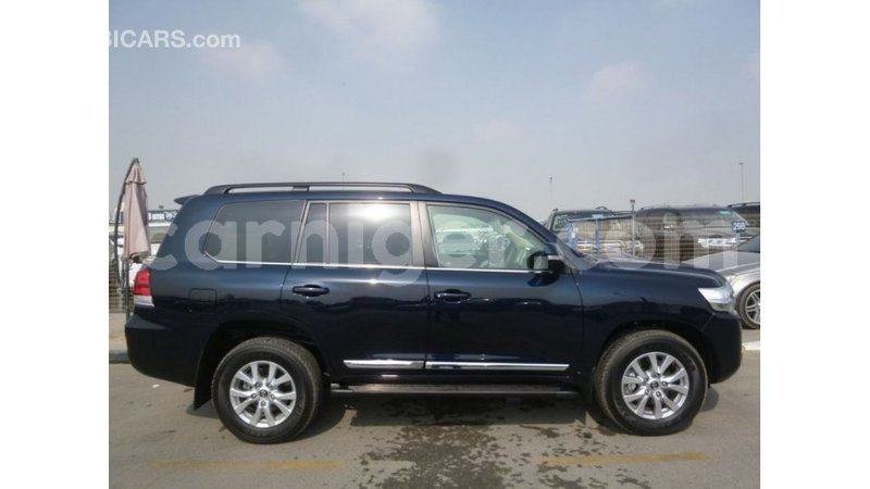 Big with watermark toyota land cruiser agadez import dubai 6043