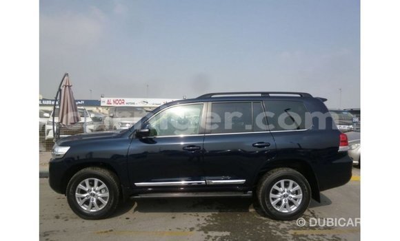 Sayi Imported Toyota Land Cruiser Blue Babbar mota in Import - Dubai a Agadez Sayi Imported Toyota Land Cruiser Blue Babbar mota in Import - Dubai a Agadez