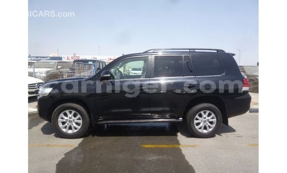Buy Import Toyota Land Cruiser Black Truck in Import - Dubai in Agadez Buy Import Toyota Land Cruiser Black Truck in Import - Dubai in Agadez
