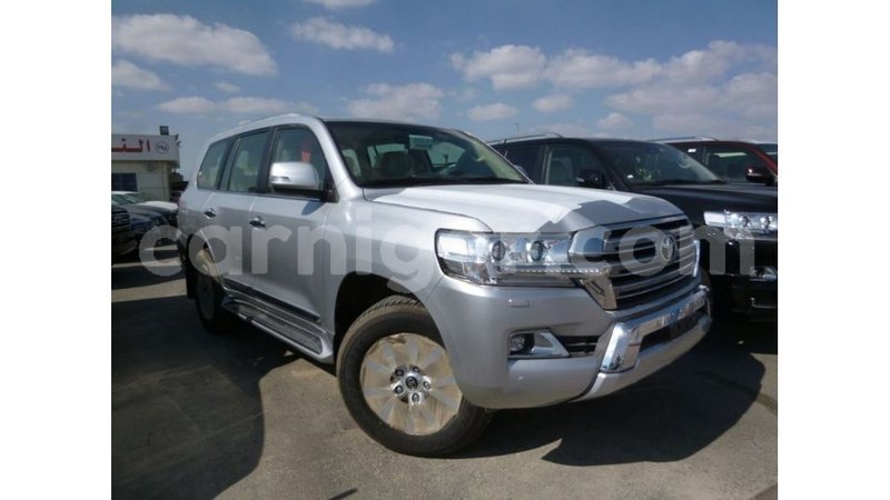 Big with watermark toyota land cruiser agadez import dubai 6046