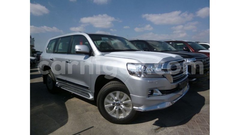 Big with watermark toyota land cruiser agadez import dubai 6047