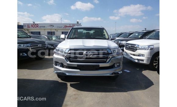 Sayi Imported Toyota Land Cruiser Other Babbar mota in Import - Dubai a Agadez Sayi Imported Toyota Land Cruiser Other Babbar mota in Import - Dubai a Agadez