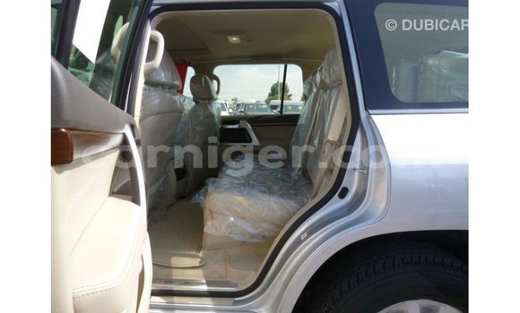 Sayi Imported Toyota Land Cruiser Other Babbar mota in Import - Dubai a Agadez Sayi Imported Toyota Land Cruiser Other Babbar mota in Import - Dubai a Agadez