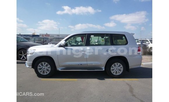 Sayi Imported Toyota Land Cruiser Other Babbar mota in Import - Dubai a Agadez Sayi Imported Toyota Land Cruiser Other Babbar mota in Import - Dubai a Agadez
