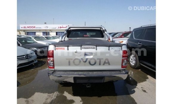 Acheter Import Voiture Toyota Hilux Autre à Import - Dubai, Agadez Acheter Import Voiture Toyota Hilux Autre à Import - Dubai, Agadez