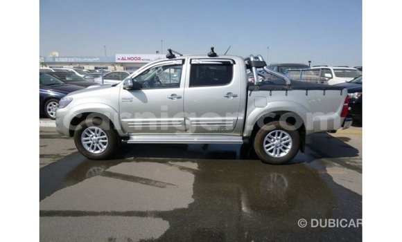 Acheter Import Voiture Toyota Hilux Autre à Import - Dubai, Agadez Acheter Import Voiture Toyota Hilux Autre à Import - Dubai, Agadez
