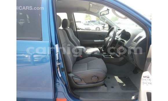 Sayi Imported Toyota Hilux Blue Mota in Import - Dubai a Agadez Sayi Imported Toyota Hilux Blue Mota in Import - Dubai a Agadez
