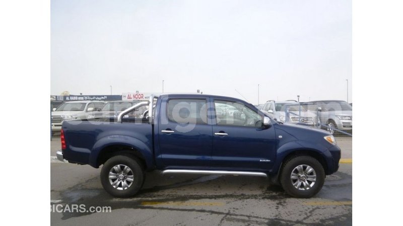 Big with watermark toyota hilux agadez import dubai 6052