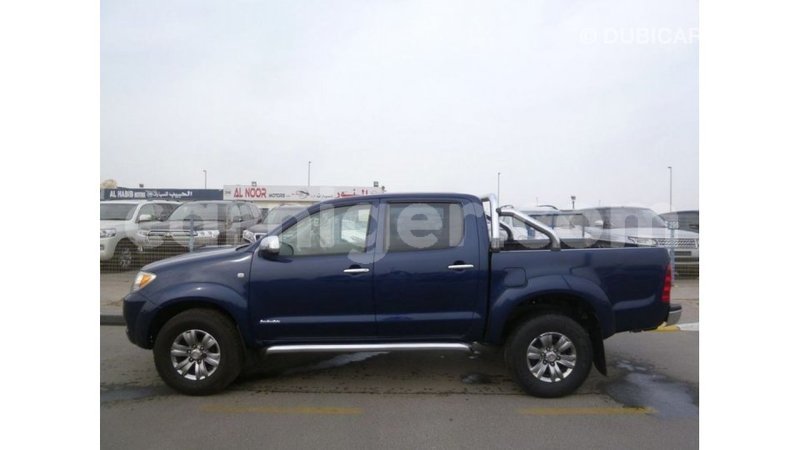 Big with watermark toyota hilux agadez import dubai 6052