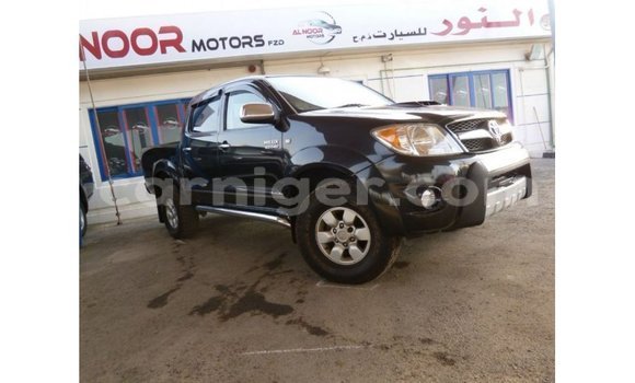 Sayi Imported Toyota Hilux Black Mota in Import - Dubai a Agadez Sayi Imported Toyota Hilux Black Mota in Import - Dubai a Agadez