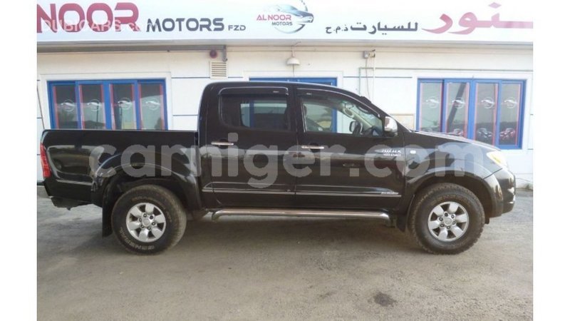 Big with watermark toyota hilux agadez import dubai 6053