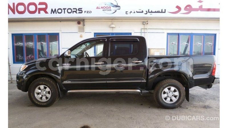 Big with watermark toyota hilux agadez import dubai 6053