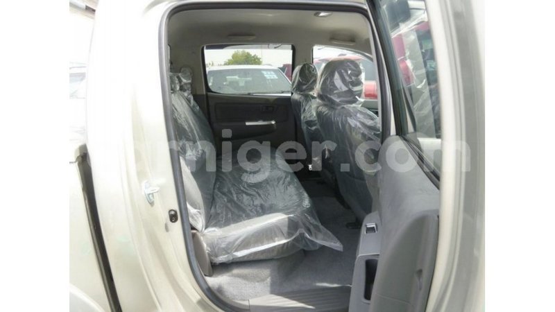 Big with watermark toyota hilux agadez import dubai 6054