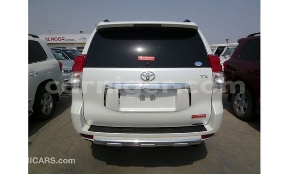 اشتري Imported Toyota Prado White سيارة في Import - Dubai في أغاديز اشتري Imported Toyota Prado White سيارة في Import - Dubai في أغاديز