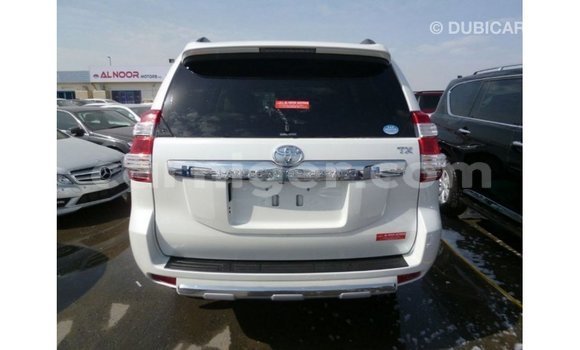 اشتري Imported Toyota Prado White سيارة في Import - Dubai في أغاديز اشتري Imported Toyota Prado White سيارة في Import - Dubai في أغاديز
