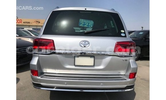 Sayi Imported Toyota Land Cruiser Other Babbar mota in Import - Dubai a Agadez Sayi Imported Toyota Land Cruiser Other Babbar mota in Import - Dubai a Agadez
