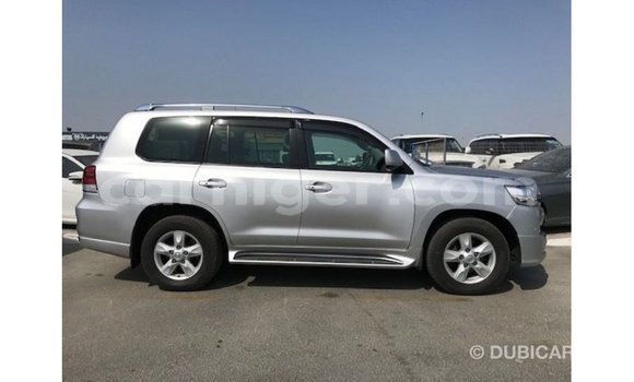 Sayi Imported Toyota Land Cruiser Other Babbar mota in Import - Dubai a Agadez Sayi Imported Toyota Land Cruiser Other Babbar mota in Import - Dubai a Agadez
