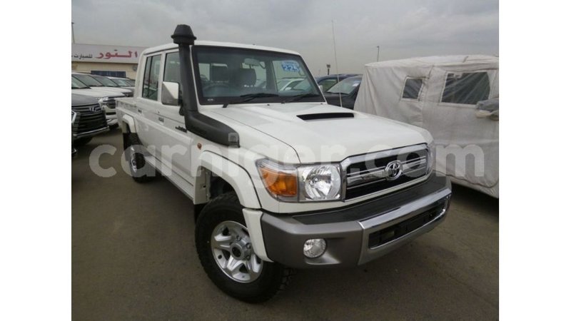 Big with watermark toyota land cruiser agadez import dubai 6080