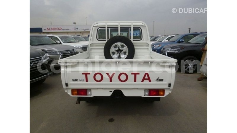 Big with watermark toyota land cruiser agadez import dubai 6080