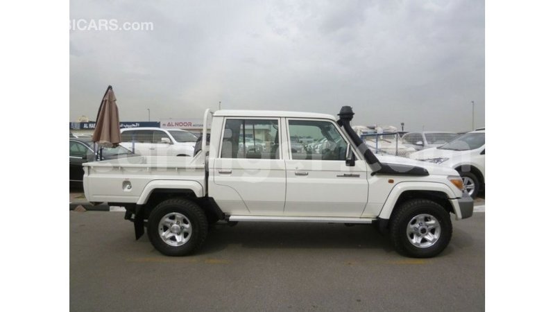 Big with watermark toyota land cruiser agadez import dubai 6080