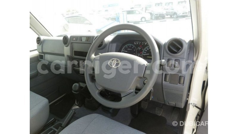 Big with watermark toyota land cruiser agadez import dubai 6081