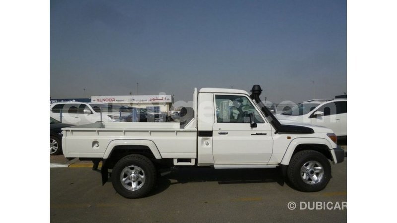 Big with watermark toyota land cruiser agadez import dubai 6081