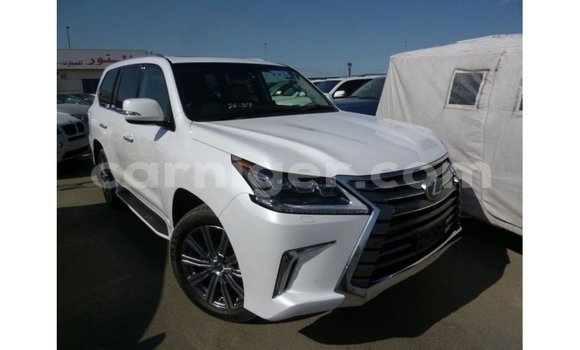 Acheter Import Voiture Lexus LX Blanc à Import - Dubai, Agadez Acheter Import Voiture Lexus LX Blanc à Import - Dubai, Agadez